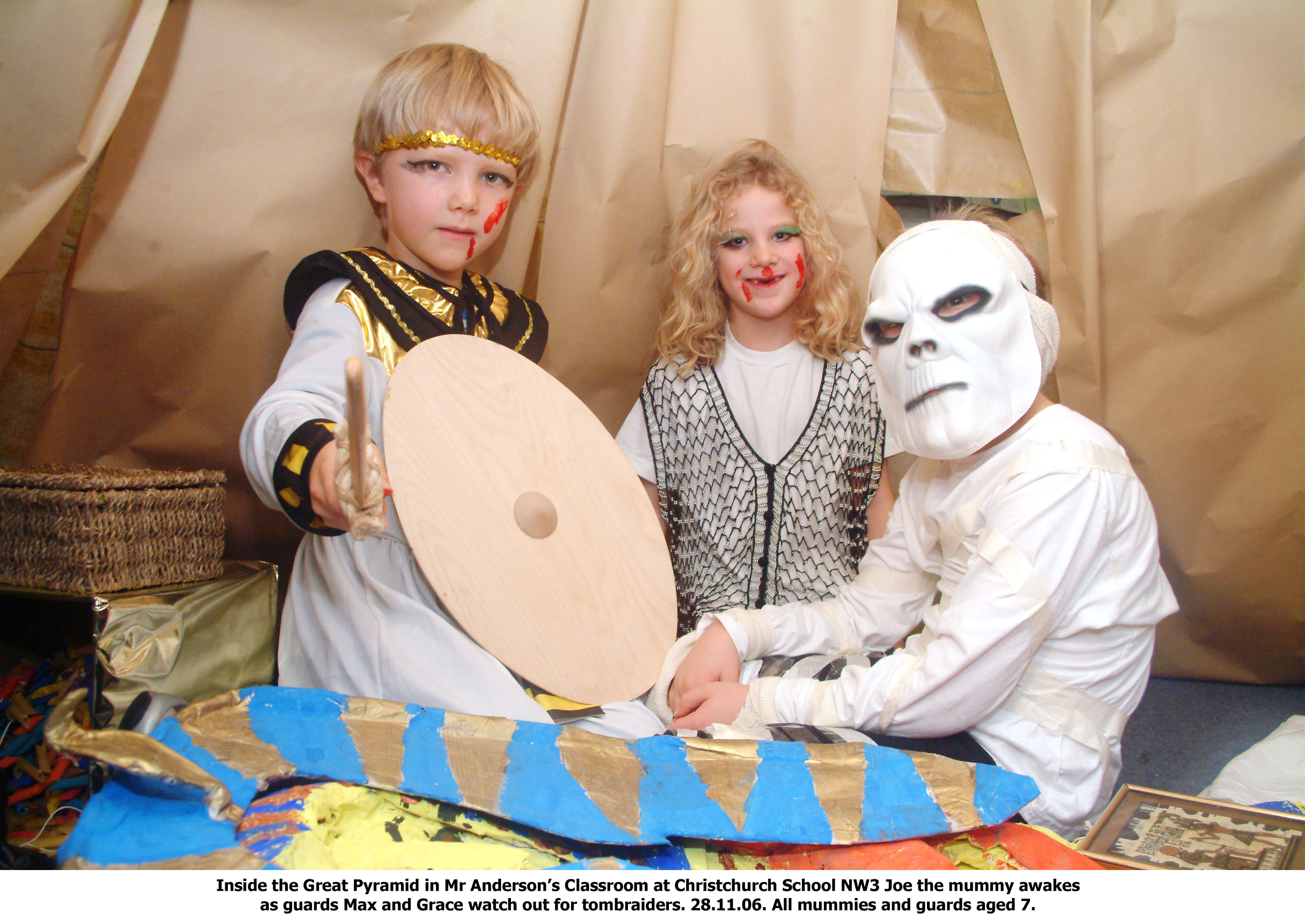 children dressed as Mummies