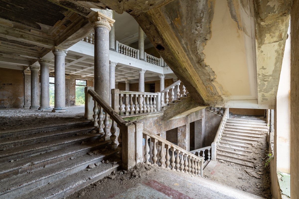 photograph of crumbling staircase
