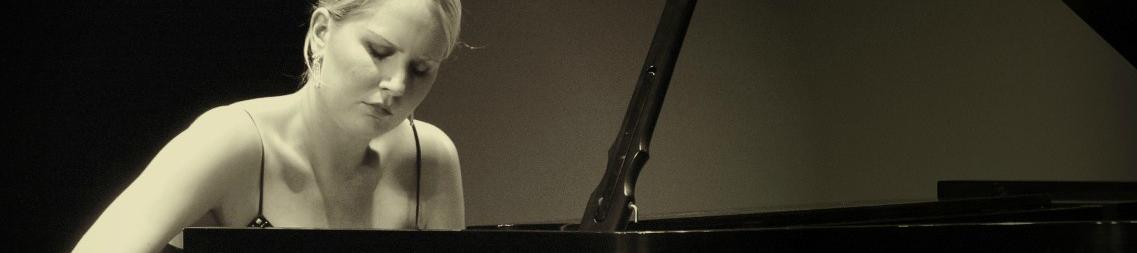 Nancy Jones Concert