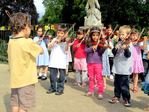 suzuki violin class