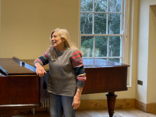 Hannah Francis & Howard Williams