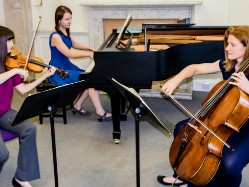 Trio Taliesin performing