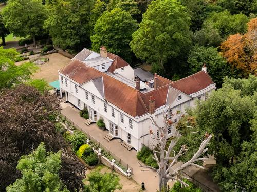 Drone shot of Lauderdale House credit Gabriel Popa
